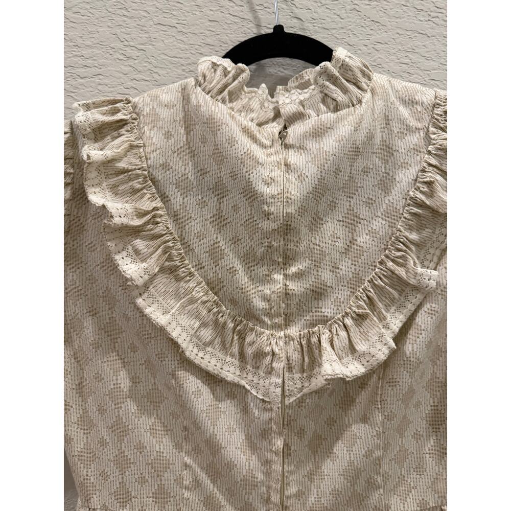 VTG 1940s Ruffle Dress Waisted Half Sleeve Lace Fabric Back Zip Closure - Picture 6 of 7